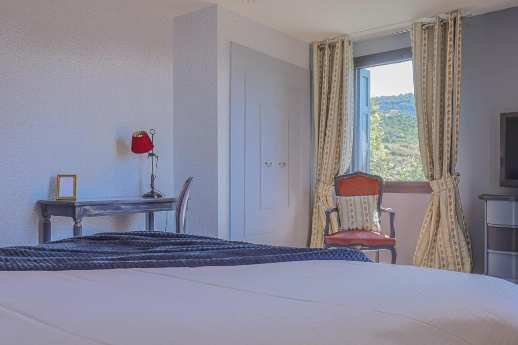 Le Relais Des Chartreuses Le Boulou